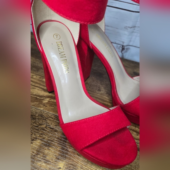 Dream Pairs Women's Red Platform Heels - Picture 4 of 8